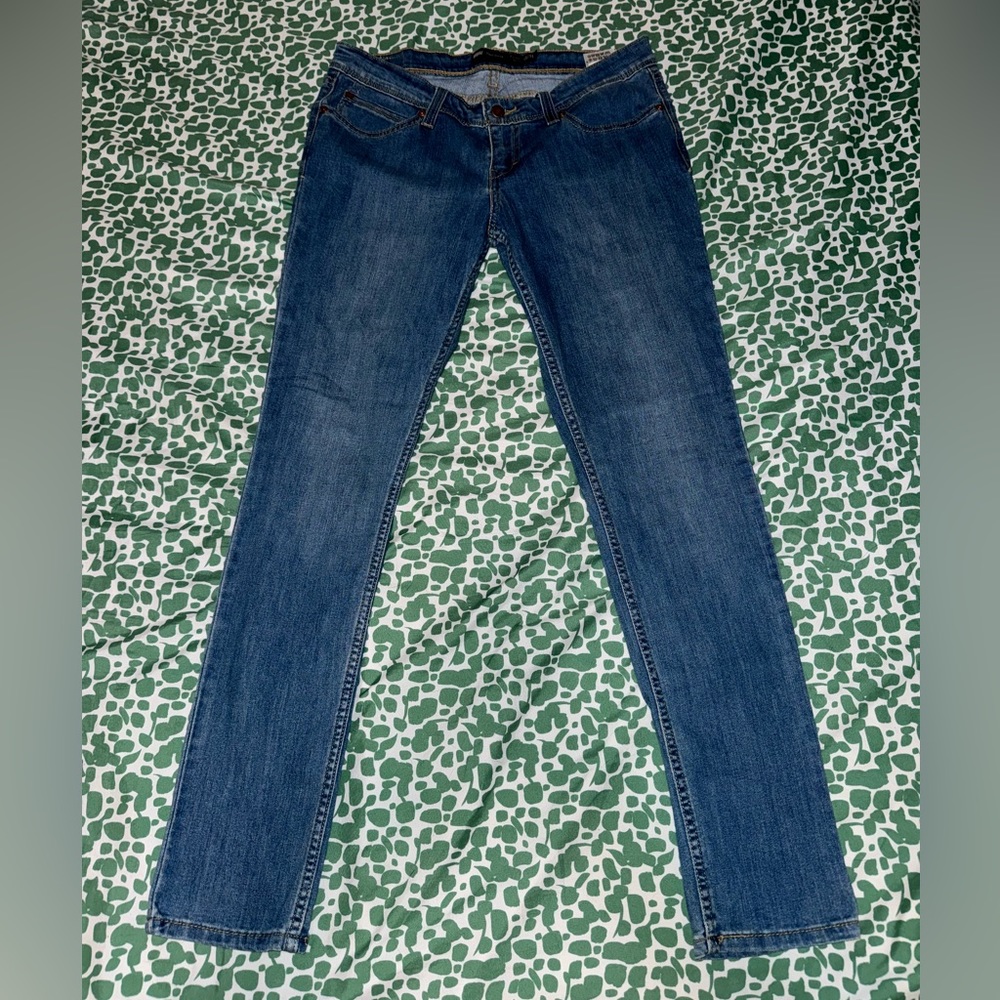 Levi’s Low Rise Skinny Jean